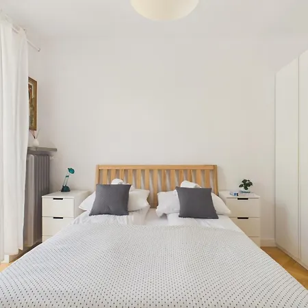 Light & Calm Szkolna 5 By Solarento Apartman